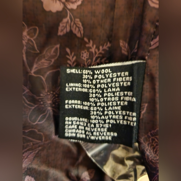 NWT Guess Asymmetrical Button Coat - Wine XL - Picture 5 of 6